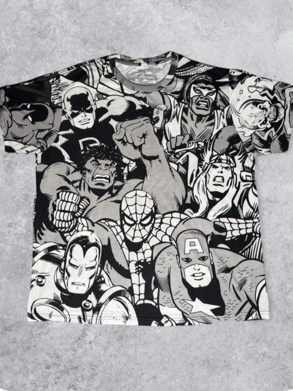 Marvel Comics AOP Tshirt Men’s 2XL